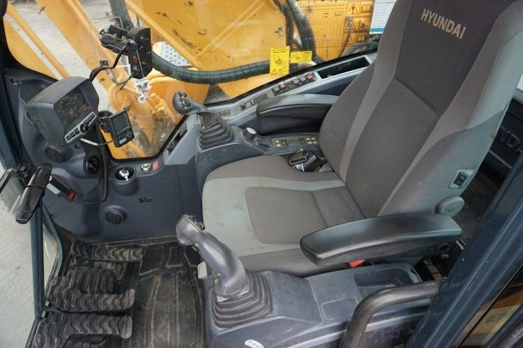 Ekskavator perayap Hyundai R260LC-9A: gambar 16