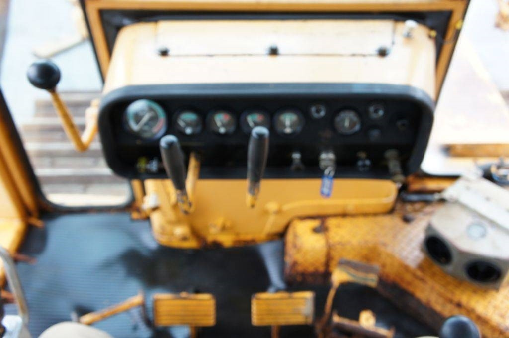 Komatsu D155A-1 - Bulldozer: gambar 4 Komatsu D155A-1 - Bulldozer: gambar 4