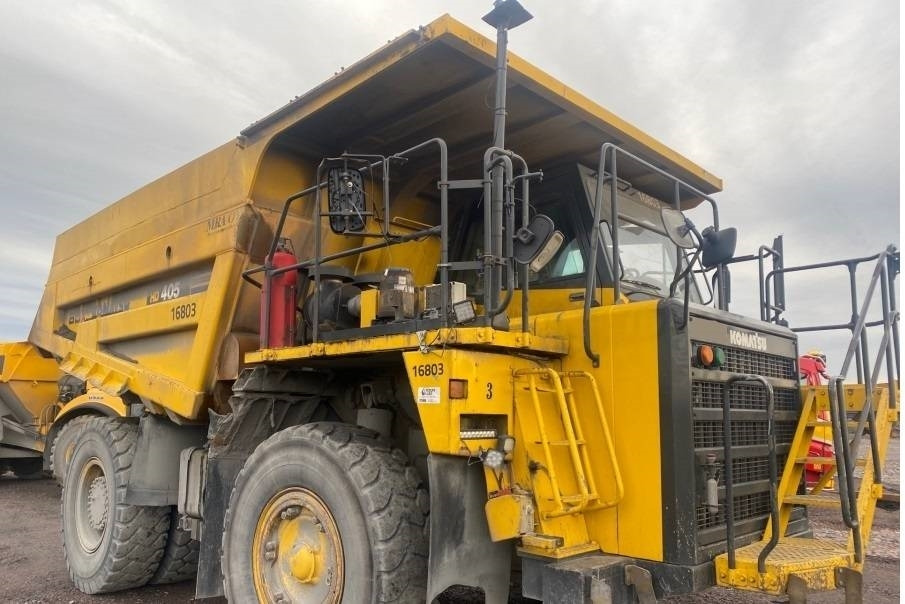 Komatsu HD405-7 - Truk batu/ Dumper iebes: gambar 1 Komatsu HD405-7 - Truk batu/ Dumper iebes: gambar 1