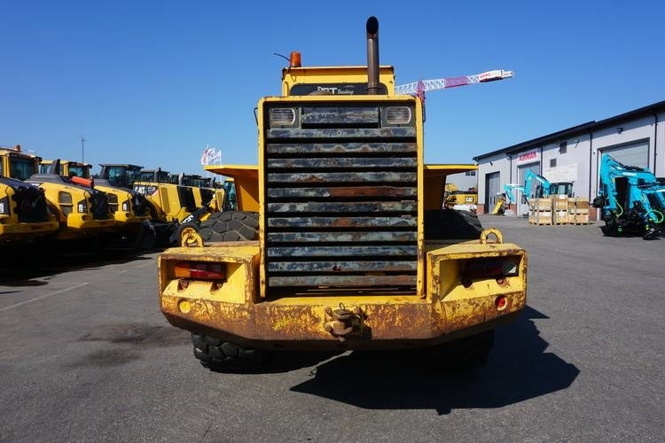 Volvo 120 - Wheel loader: gambar 4 Volvo 120 - Wheel loader: gambar 4