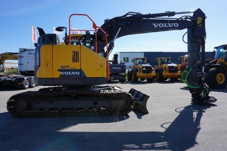 Volvo ECR 145EL - Ekskavator perayap: gambar 4 Volvo ECR 145EL - Ekskavator perayap: gambar 4