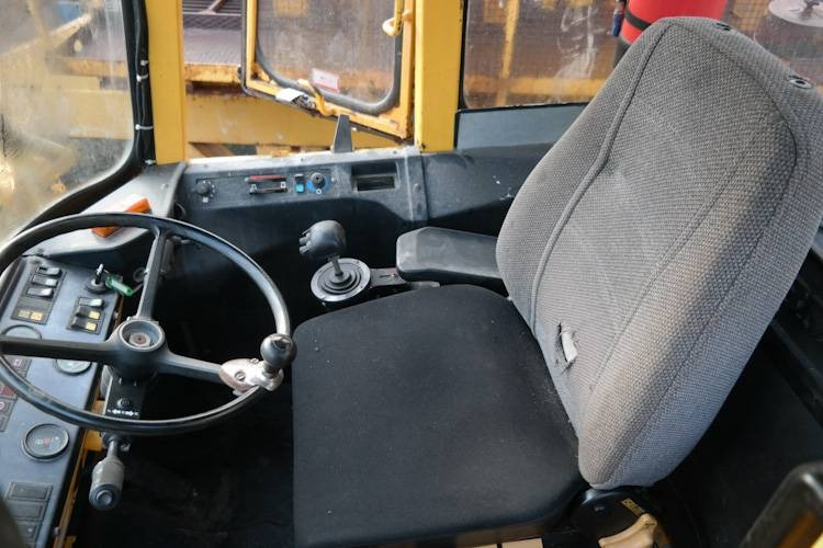 Volvo L160 COMPACTOR - Wheel loader: gambar 5 Volvo L160 COMPACTOR - Wheel loader: gambar 5