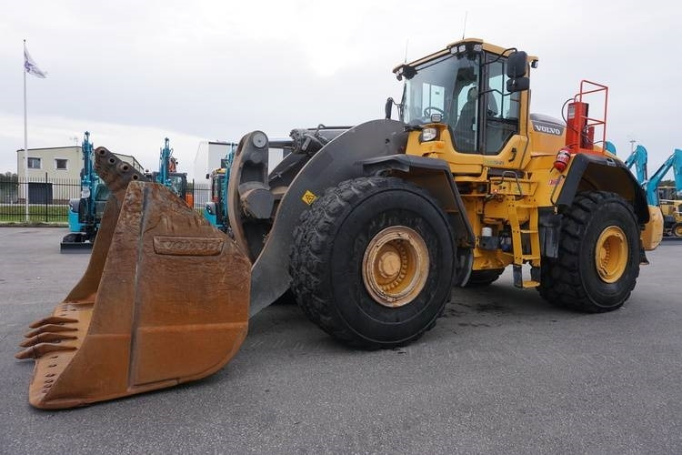 Volvo L250H - Wheel loader: gambar 3 Volvo L250H - Wheel loader: gambar 3