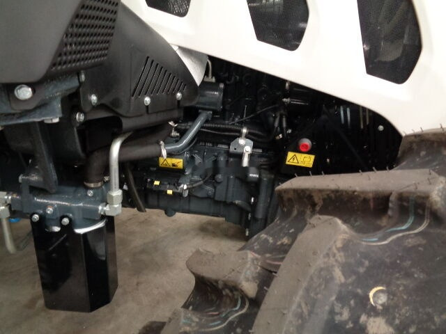 Traktor baru Arbos 5115: gambar 8