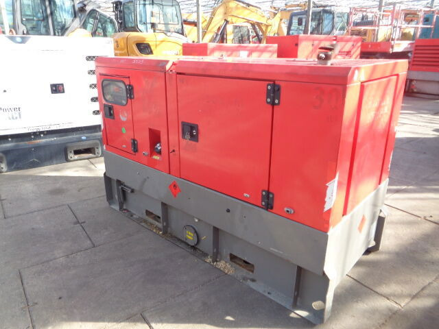 Atlas Copco QAS30 - Genset: gambar 5 Atlas Copco QAS30 - Genset: gambar 5