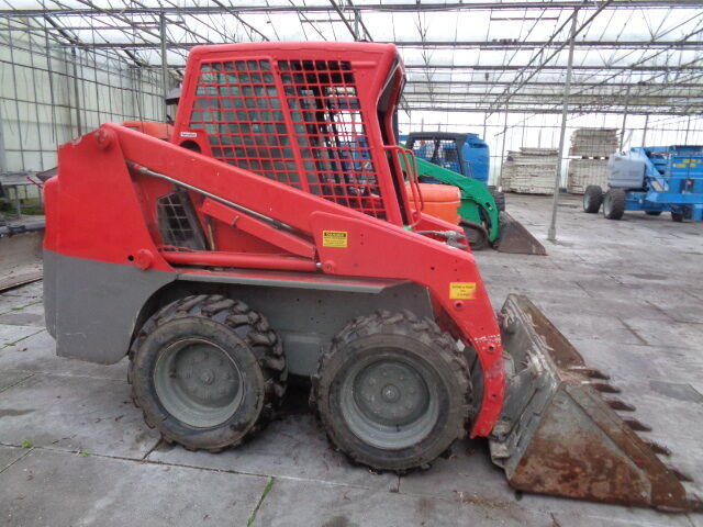 Leasing  Bobcat S130 Bobcat S130: gambar 15