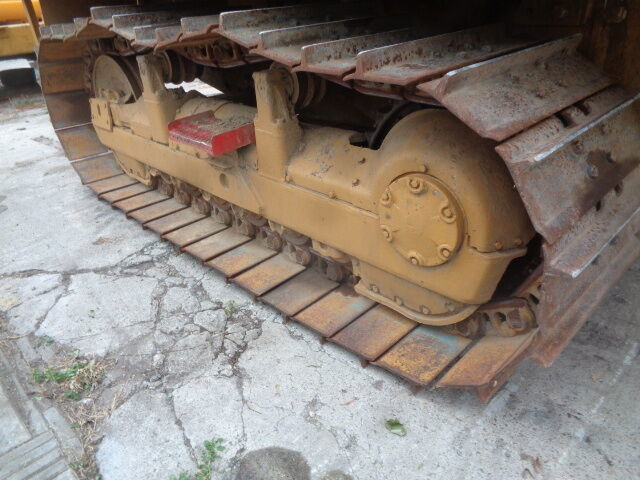 Caterpillar D6C - Traktor: gambar 4 Caterpillar D6C - Traktor: gambar 4