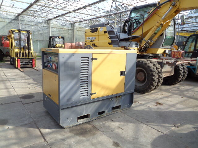 Diversen Silentstar 20 KVA Worms Silentstar 20 KVA - Genset: gambar 4 Diversen Silentstar 20 KVA Worms Silentstar 20 KVA - Genset: gambar 4