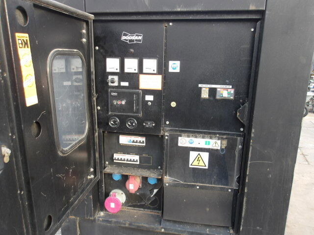 Doosan G100 100 KVA - Genset: gambar 3 Doosan G100 100 KVA - Genset: gambar 3