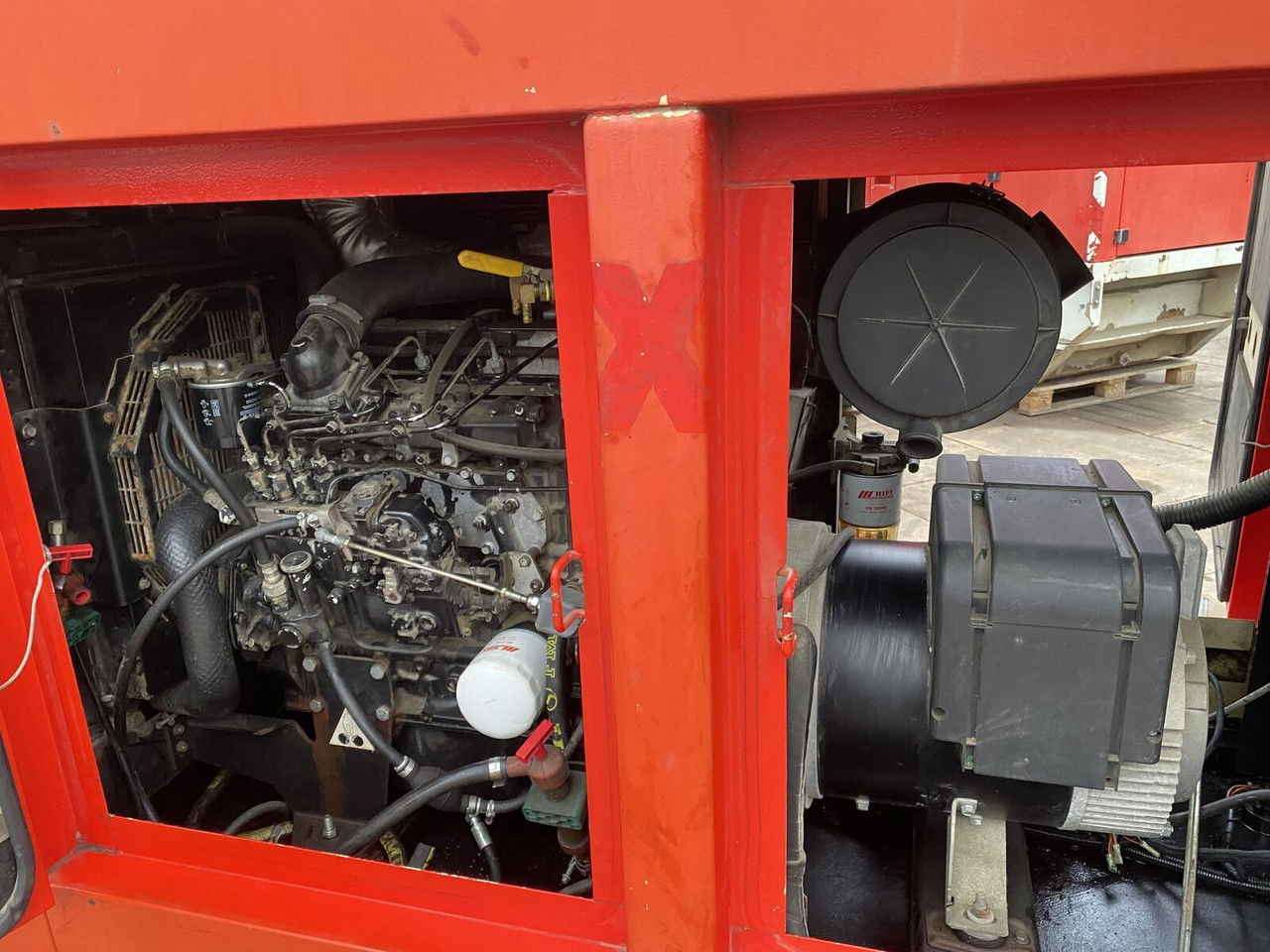 Doosan G40 - Genset: gambar 3 Doosan G40 - Genset: gambar 3