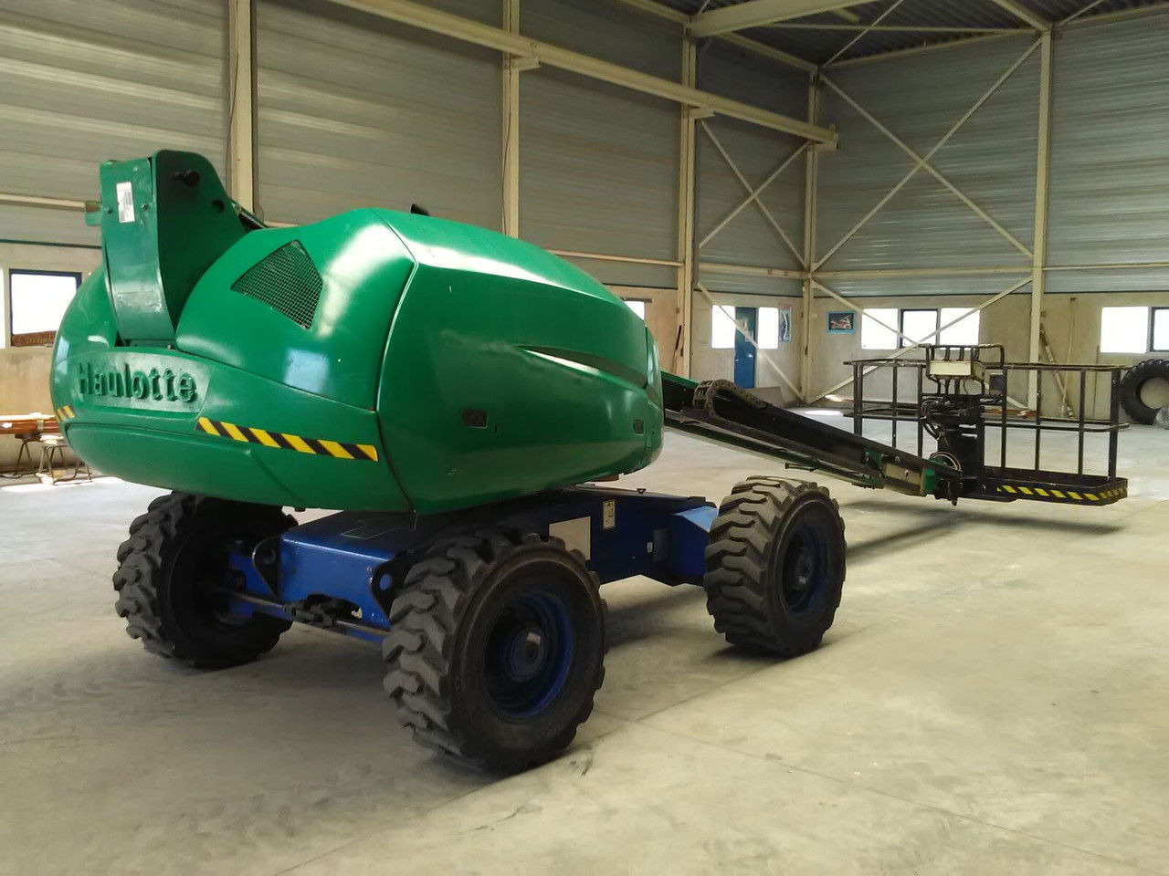 Haulotte HX14 - Boom teleskopik: gambar 1 Haulotte HX14 - Boom teleskopik: gambar 1