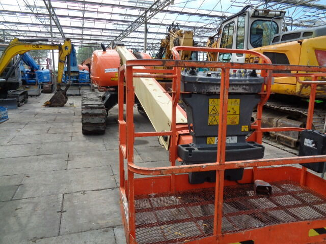 Boom teleskopik JLG 600 SC: gambar 29