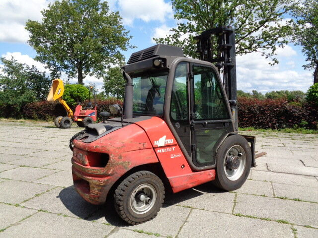 Manitou MSI 35 - Forklift diesel: gambar 5 Manitou MSI 35 - Forklift diesel: gambar 5