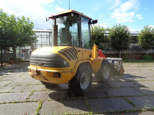 Volvo L30 - Wheel loader: gambar 2 Volvo L30 - Wheel loader: gambar 2
