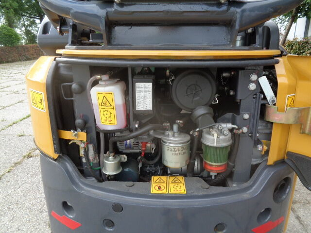 XCMG XE18 - Ekskavator mini: gambar 5 XCMG XE18 - Ekskavator mini: gambar 5