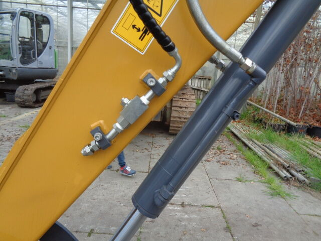 XCMG XE60DA - Ekskavator perayap: gambar 5 XCMG XE60DA - Ekskavator perayap: gambar 5