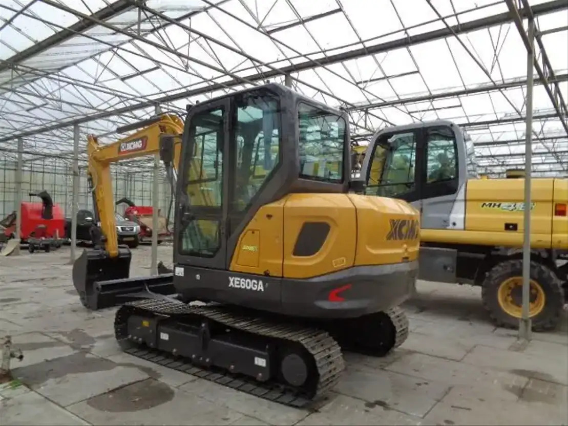 XCMG XE60GA - Ekskavator perayap: gambar 2 XCMG XE60GA - Ekskavator perayap: gambar 2