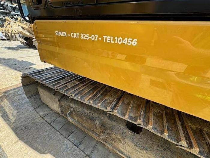 Ekskavator perayap CAT 325: gambar 9