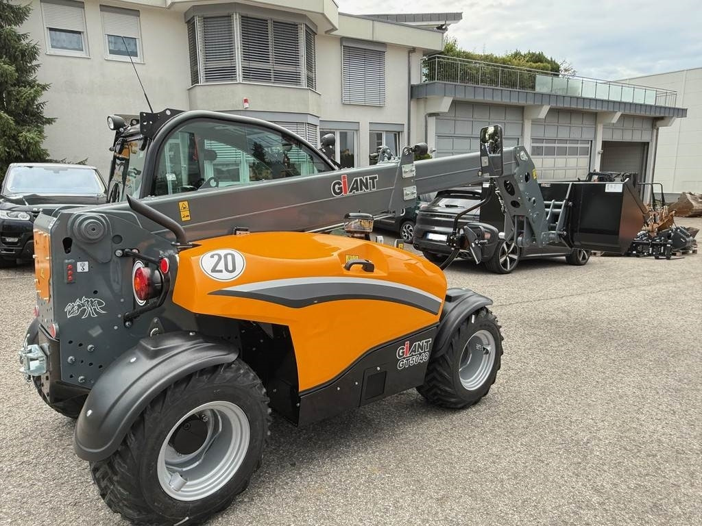 GiANT GT5048  - Telehandler: gambar 3 GiANT GT5048  - Telehandler: gambar 3