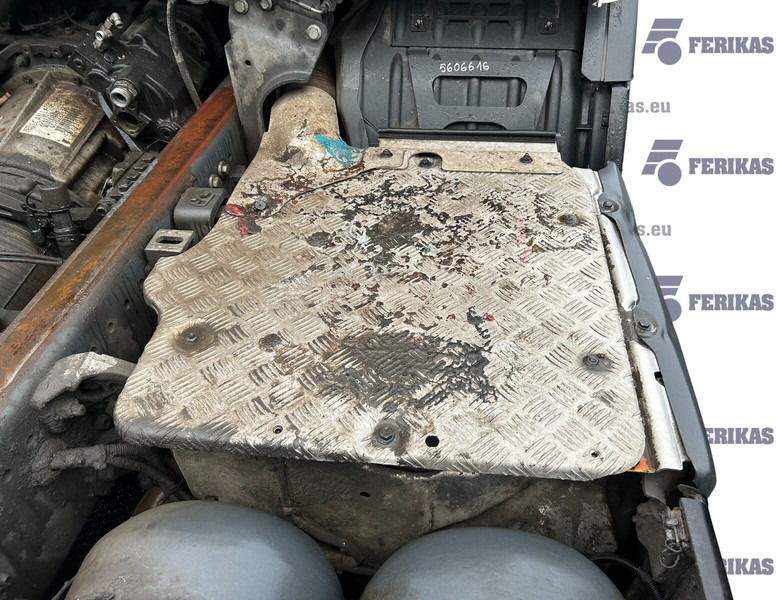 Catalyst SCR - Konverter katalitik untuk Truk: gambar 2 Catalyst SCR - Konverter katalitik untuk Truk: gambar 2