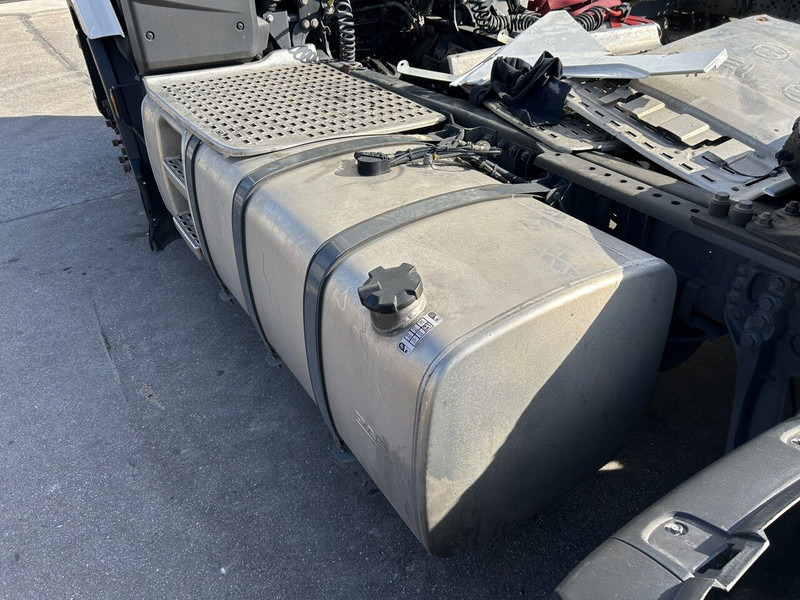 DAF 765 liters 620x675x2112 with step, complete set - Tangki bahan bakar untuk Truk: gambar 2 DAF 765 liters 620x675x2112 with step, complete set - Tangki bahan bakar untuk Truk: gambar 2