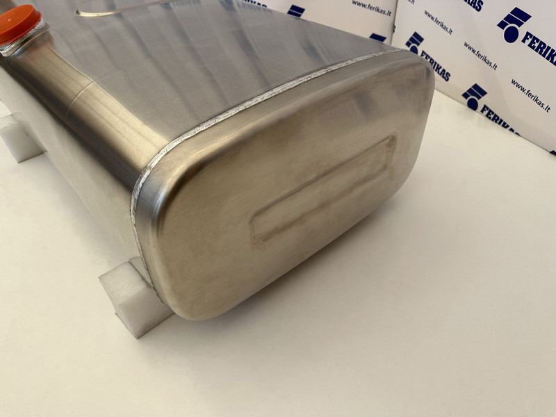 MAN New aluminum fuel tank 200L - Tangki bahan bakar untuk Truk: gambar 2 MAN New aluminum fuel tank 200L - Tangki bahan bakar untuk Truk: gambar 2