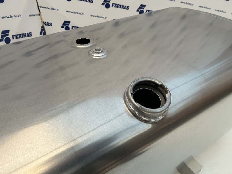 MAN New aluminum fuel tank 480L - Tangki bahan bakar untuk Truk: gambar 4 MAN New aluminum fuel tank 480L - Tangki bahan bakar untuk Truk: gambar 4