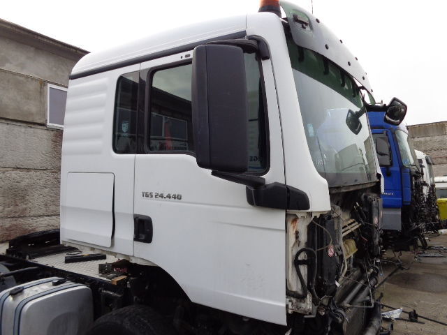 MAN Perfect condition TGS low cab ( EUROPE DELIVERY ) - Kabin dan interior untuk Truk: gambar 1 MAN Perfect condition TGS low cab ( EUROPE DELIVERY ) - Kabin dan interior untuk Truk: gambar 1