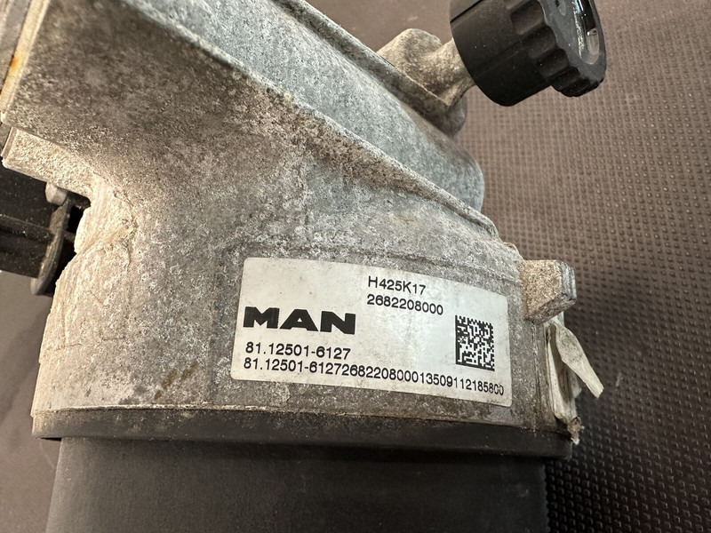 MAN fuel filter housing - Filter bahan bakar untuk Truk: gambar 5 MAN fuel filter housing - Filter bahan bakar untuk Truk: gambar 5