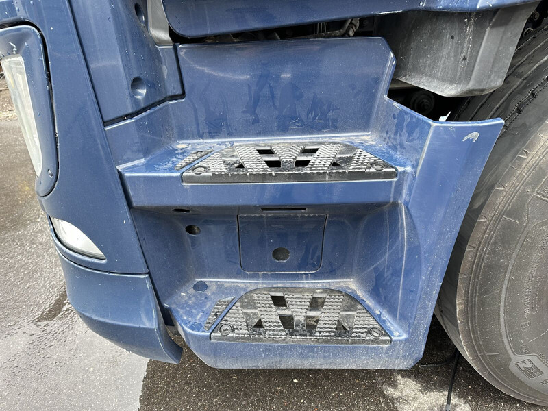Mercedes-Benz Actros 1843 - Bumper untuk Truk: gambar 3 Mercedes-Benz Actros 1843 - Bumper untuk Truk: gambar 3