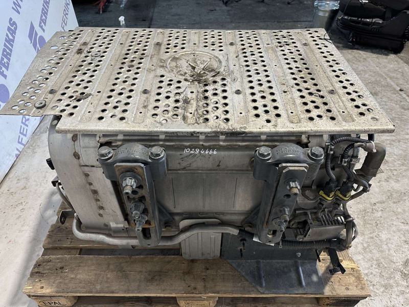 Mercedes-Benz Actros MP4 - Konverter katalitik untuk Truk: gambar 5 Mercedes-Benz Actros MP4 - Konverter katalitik untuk Truk: gambar 5