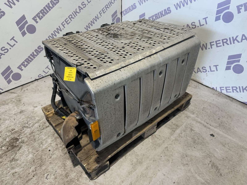 Mercedes-Benz Actros MP4 - Konverter katalitik untuk Truk: gambar 1 Mercedes-Benz Actros MP4 - Konverter katalitik untuk Truk: gambar 1