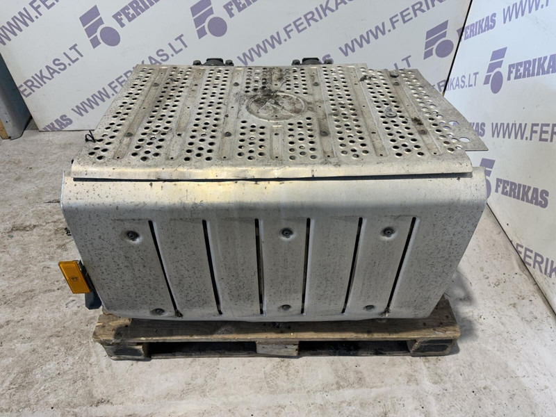 Mercedes-Benz Actros MP4 - Konverter katalitik untuk Truk: gambar 2 Mercedes-Benz Actros MP4 - Konverter katalitik untuk Truk: gambar 2