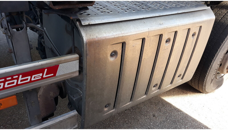 Mercedes-Benz Actros MP4 - Konverter katalitik untuk Truk: gambar 2 Mercedes-Benz Actros MP4 - Konverter katalitik untuk Truk: gambar 2