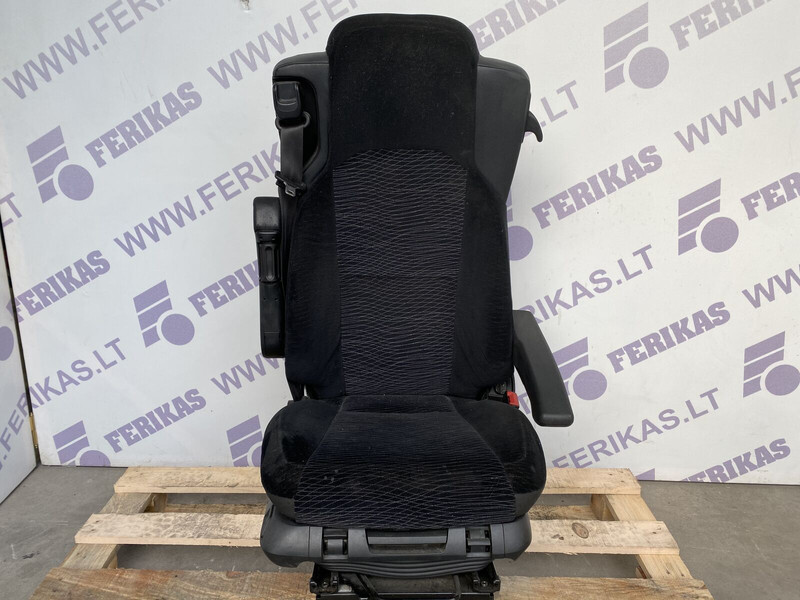 Mercedes-Benz Actros MP4 - Tempat duduk untuk Truk: gambar 1 Mercedes-Benz Actros MP4 - Tempat duduk untuk Truk: gambar 1