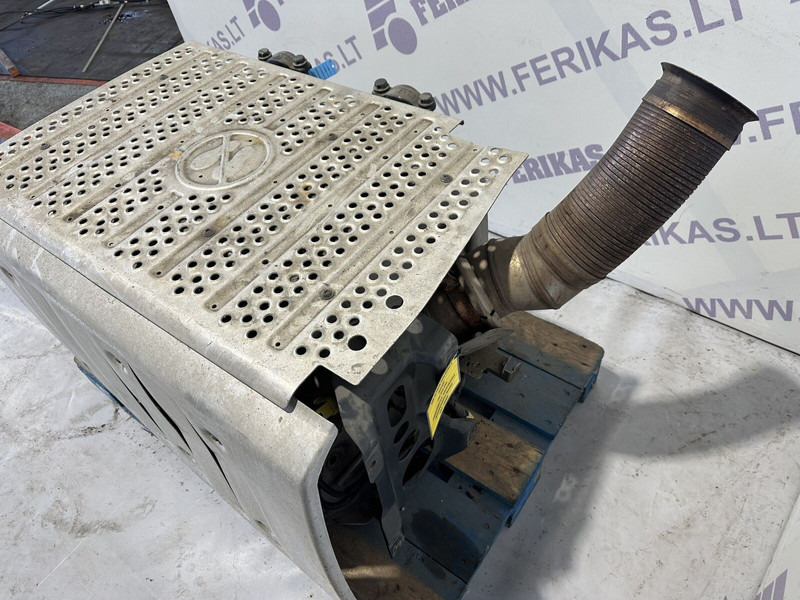 Mercedes-Benz Actros MP4 - Konverter katalitik untuk Truk: gambar 3 Mercedes-Benz Actros MP4 - Konverter katalitik untuk Truk: gambar 3