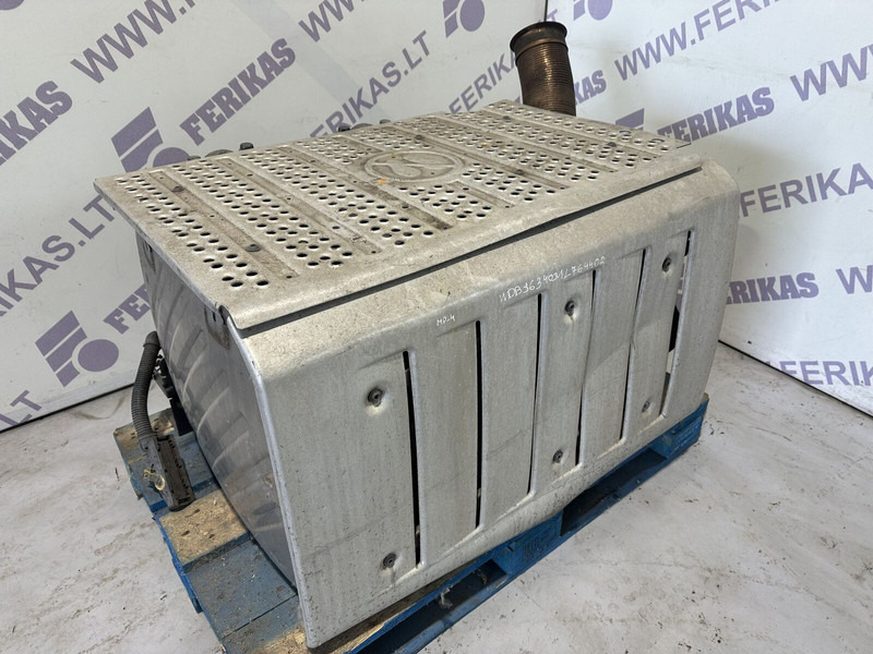 Mercedes-Benz Actros MP4 - Konverter katalitik untuk Truk: gambar 1 Mercedes-Benz Actros MP4 - Konverter katalitik untuk Truk: gambar 1