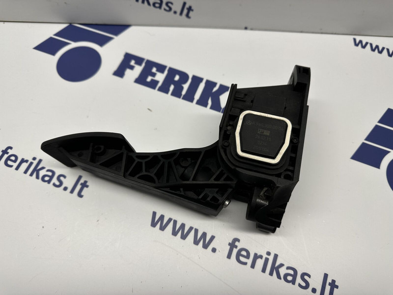 Mercedes-Benz MP4 accelerator pedal - Pedal untuk Truk: gambar 2 Mercedes-Benz MP4 accelerator pedal - Pedal untuk Truk: gambar 2