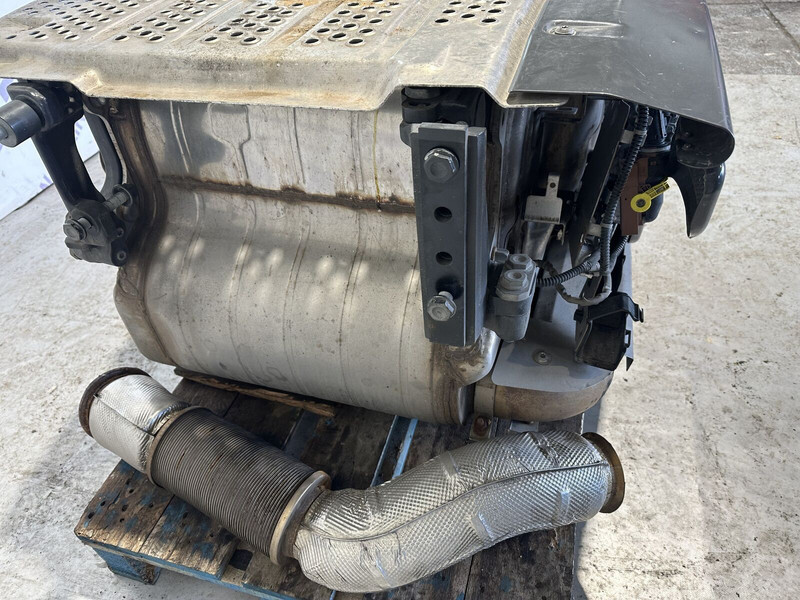 Mercedes-Benz MP5 EURO 6 - Konverter katalitik untuk Truk: gambar 5 Mercedes-Benz MP5 EURO 6 - Konverter katalitik untuk Truk: gambar 5