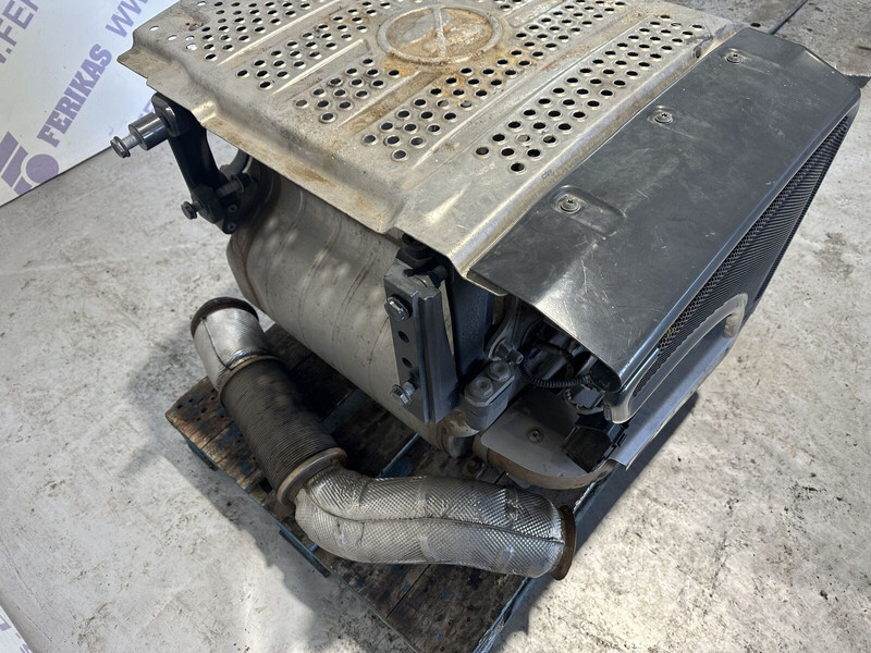 Mercedes-Benz MP5 EURO 6 - Konverter katalitik untuk Truk: gambar 4 Mercedes-Benz MP5 EURO 6 - Konverter katalitik untuk Truk: gambar 4