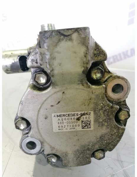 Mercedes-Benz Power Steering Pump - Pompa kemudi untuk Truk: gambar 1 Mercedes-Benz Power Steering Pump - Pompa kemudi untuk Truk: gambar 1