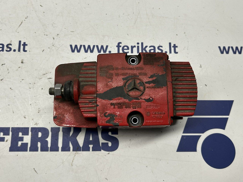 Mercedes-Benz electronic cutoff switch - Sistem listrik untuk Truk: gambar 1 Mercedes-Benz electronic cutoff switch - Sistem listrik untuk Truk: gambar 1