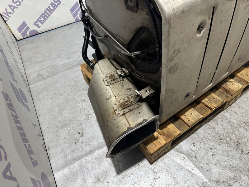 Mercedes-Benz exhaust catalyst - Konverter katalitik untuk Truk: gambar 5 Mercedes-Benz exhaust catalyst - Konverter katalitik untuk Truk: gambar 5