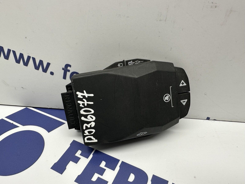 Renault radio switch - Sistem listrik untuk Truk: gambar 1 Renault radio switch - Sistem listrik untuk Truk: gambar 1
