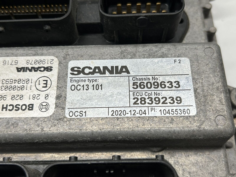Scania ECU OCS1 OC13 101 - ECU untuk Truk: gambar 5 Scania ECU OCS1 OC13 101 - ECU untuk Truk: gambar 5