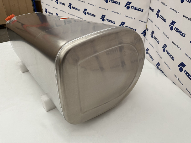 Volvo New aluminum fuel tank 475L - Tangki bahan bakar untuk Truk: gambar 2 Volvo New aluminum fuel tank 475L - Tangki bahan bakar untuk Truk: gambar 2
