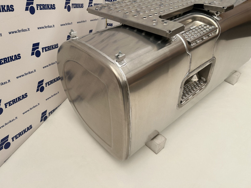 Volvo New aluminum fuel tank 700L - Tangki bahan bakar untuk Truk: gambar 2 Volvo New aluminum fuel tank 700L - Tangki bahan bakar untuk Truk: gambar 2