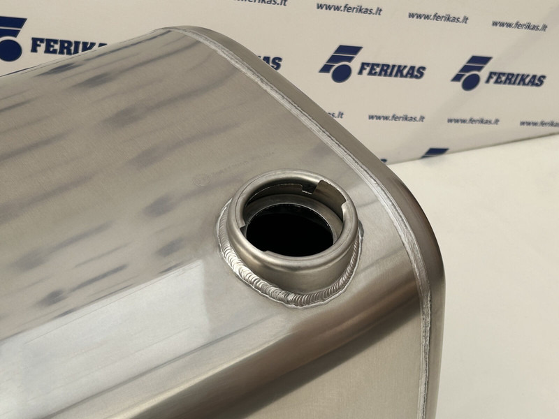 Volvo New aluminum fuel tank 700L - Tangki bahan bakar untuk Truk: gambar 4 Volvo New aluminum fuel tank 700L - Tangki bahan bakar untuk Truk: gambar 4