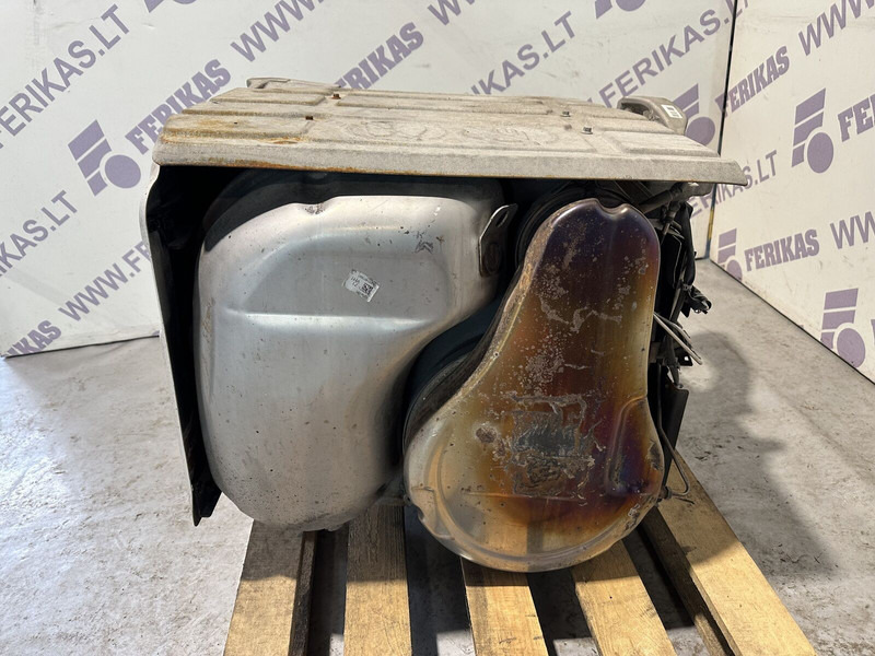 Volvo selective catalyst reduction silencer, SCR - Konverter katalitik untuk Truk: gambar 2 Volvo selective catalyst reduction silencer, SCR - Konverter katalitik untuk Truk: gambar 2