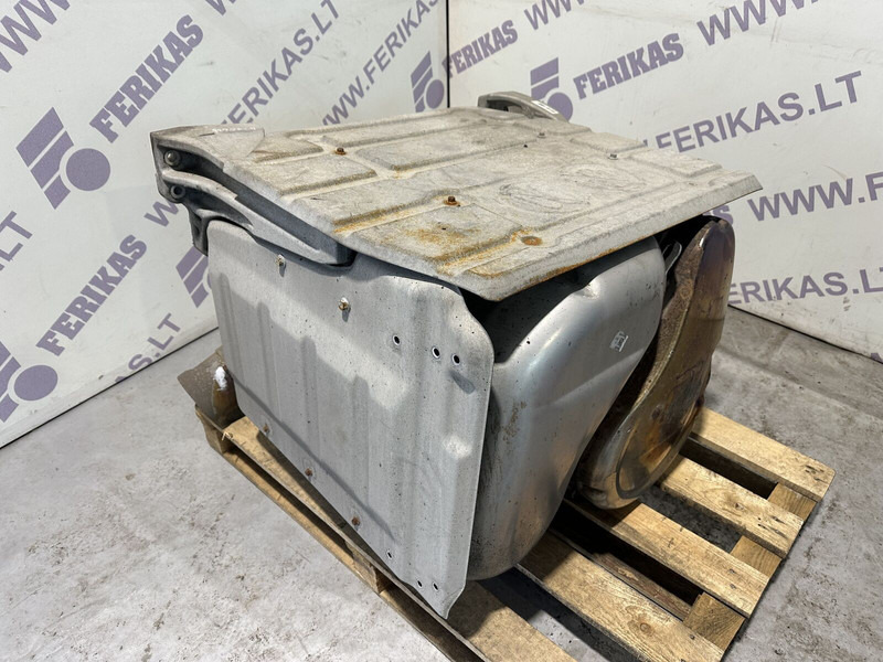 Volvo selective catalyst reduction silencer, SCR - Konverter katalitik untuk Truk: gambar 1 Volvo selective catalyst reduction silencer, SCR - Konverter katalitik untuk Truk: gambar 1